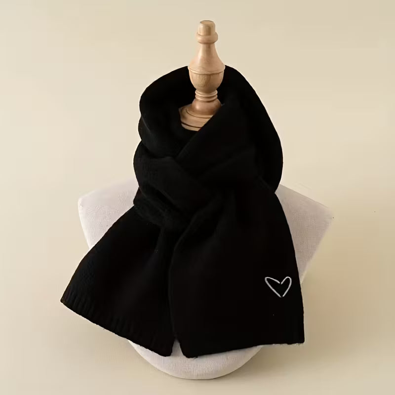 Amoura Cozy Scarf