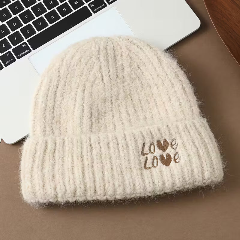 Amoura Cozy Beanie
