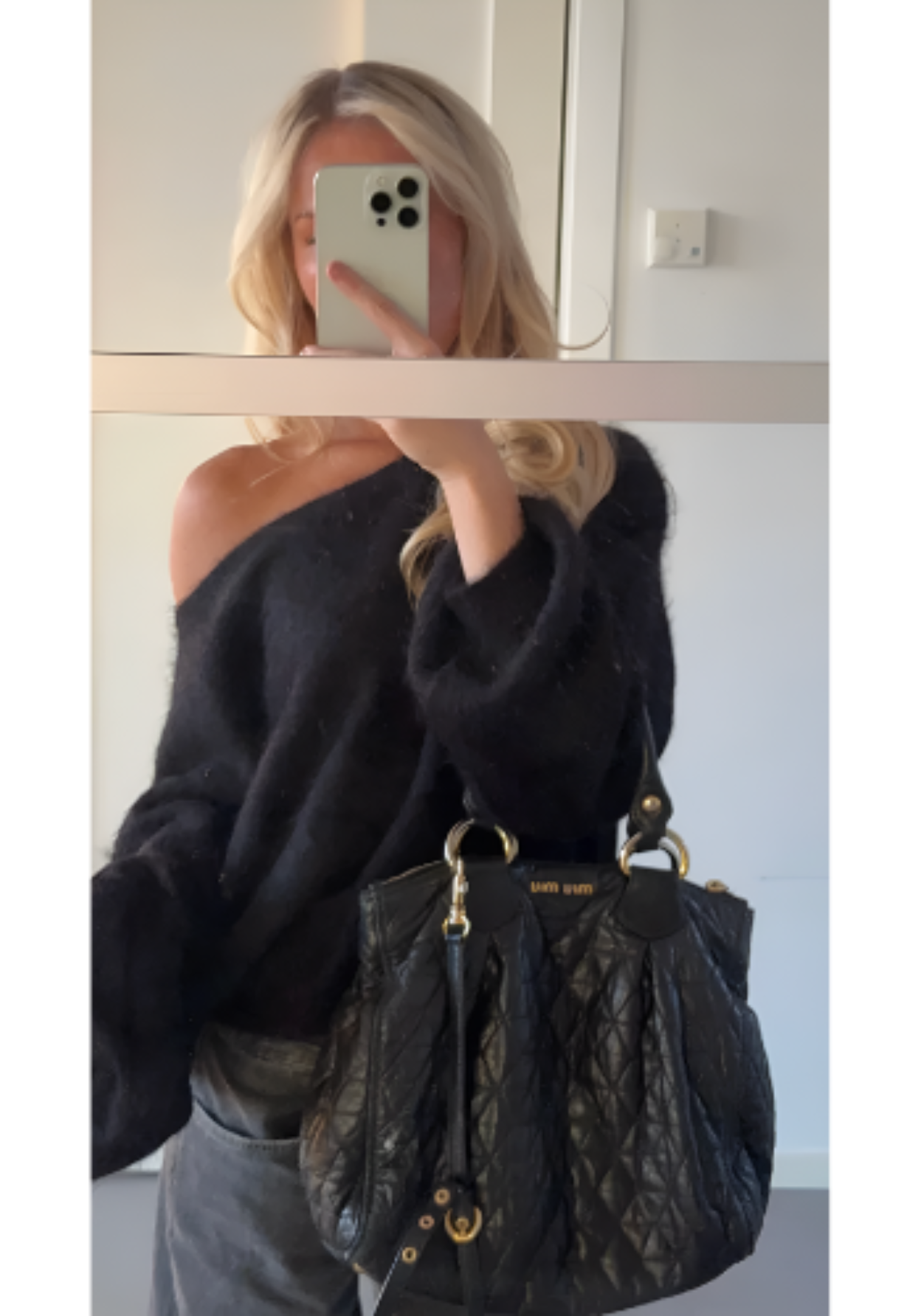 Amoura Premium Knit - Black