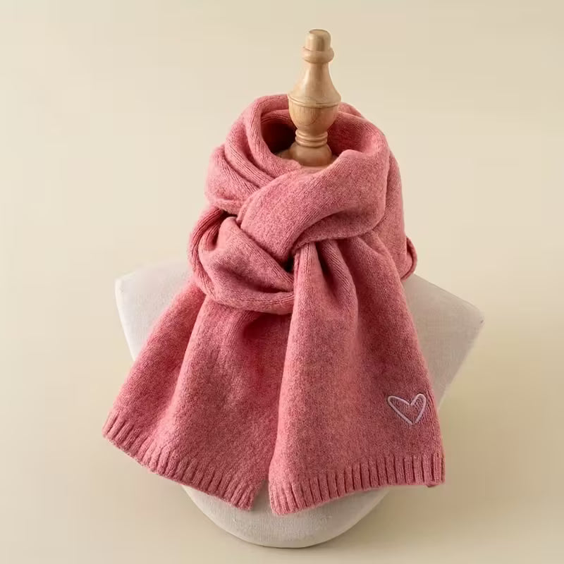 Amoura Cozy Scarf